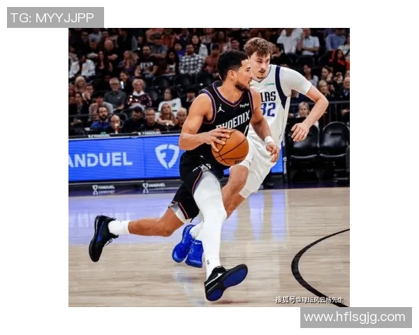 布克领衔太阳对决独行侠双方明星球员激烈碰撞引发期待